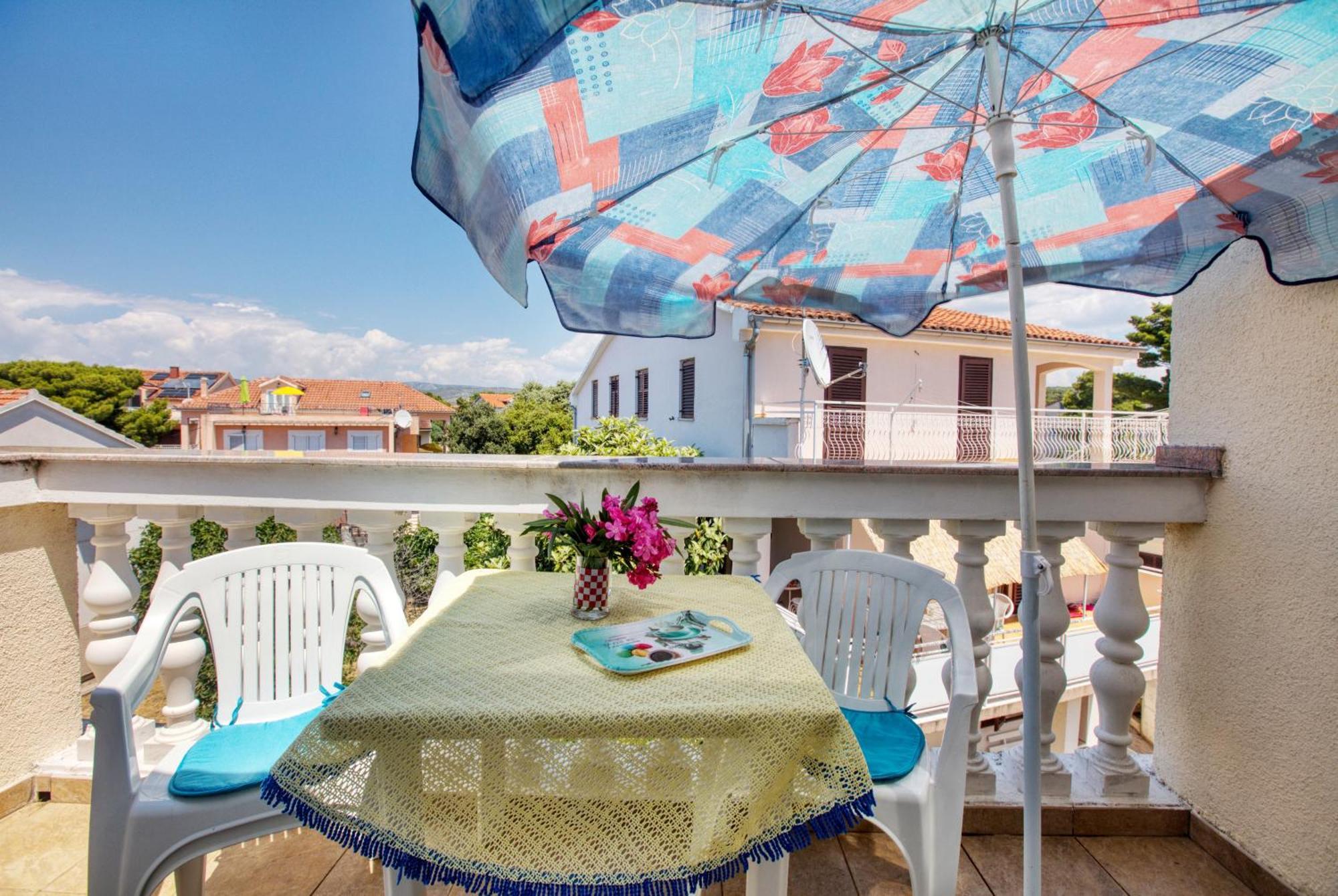 Family Friendly Seaside Apartments Brodarica, Sibenik - 15270 מראה חיצוני תמונה