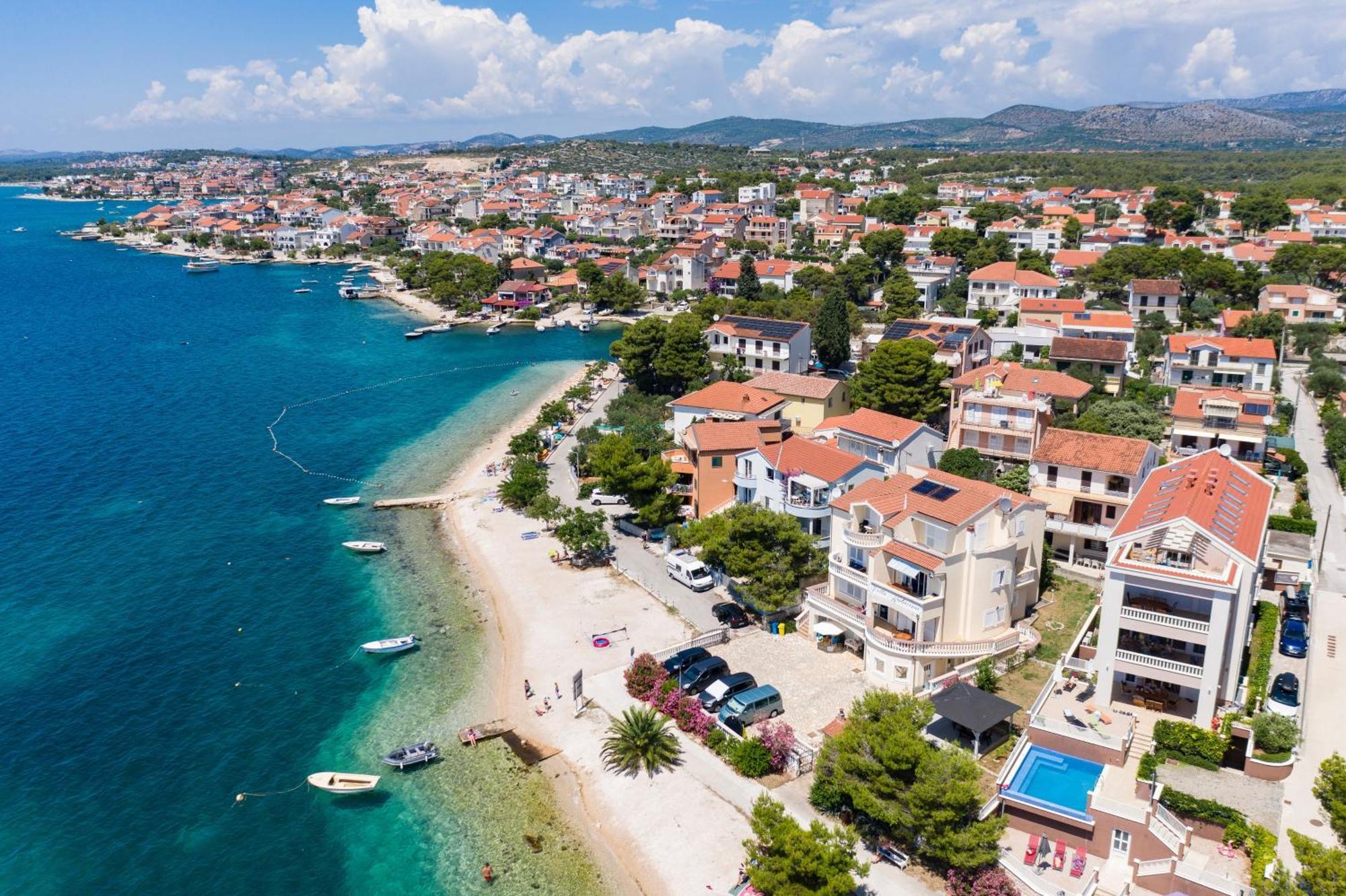 Family Friendly Seaside Apartments Brodarica, Sibenik - 15270 מראה חיצוני תמונה