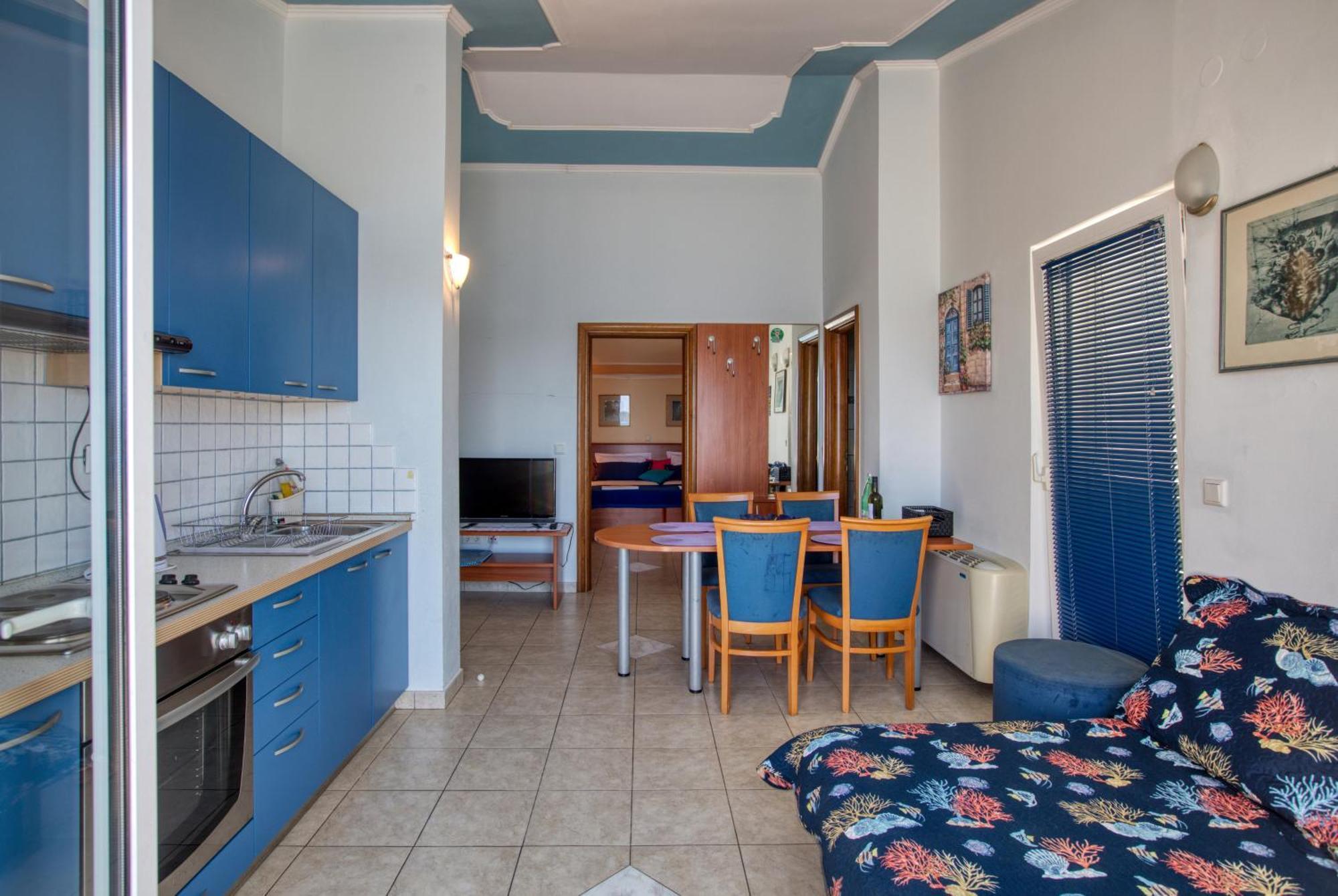 Family Friendly Seaside Apartments Brodarica, Sibenik - 15270 חדר תמונה