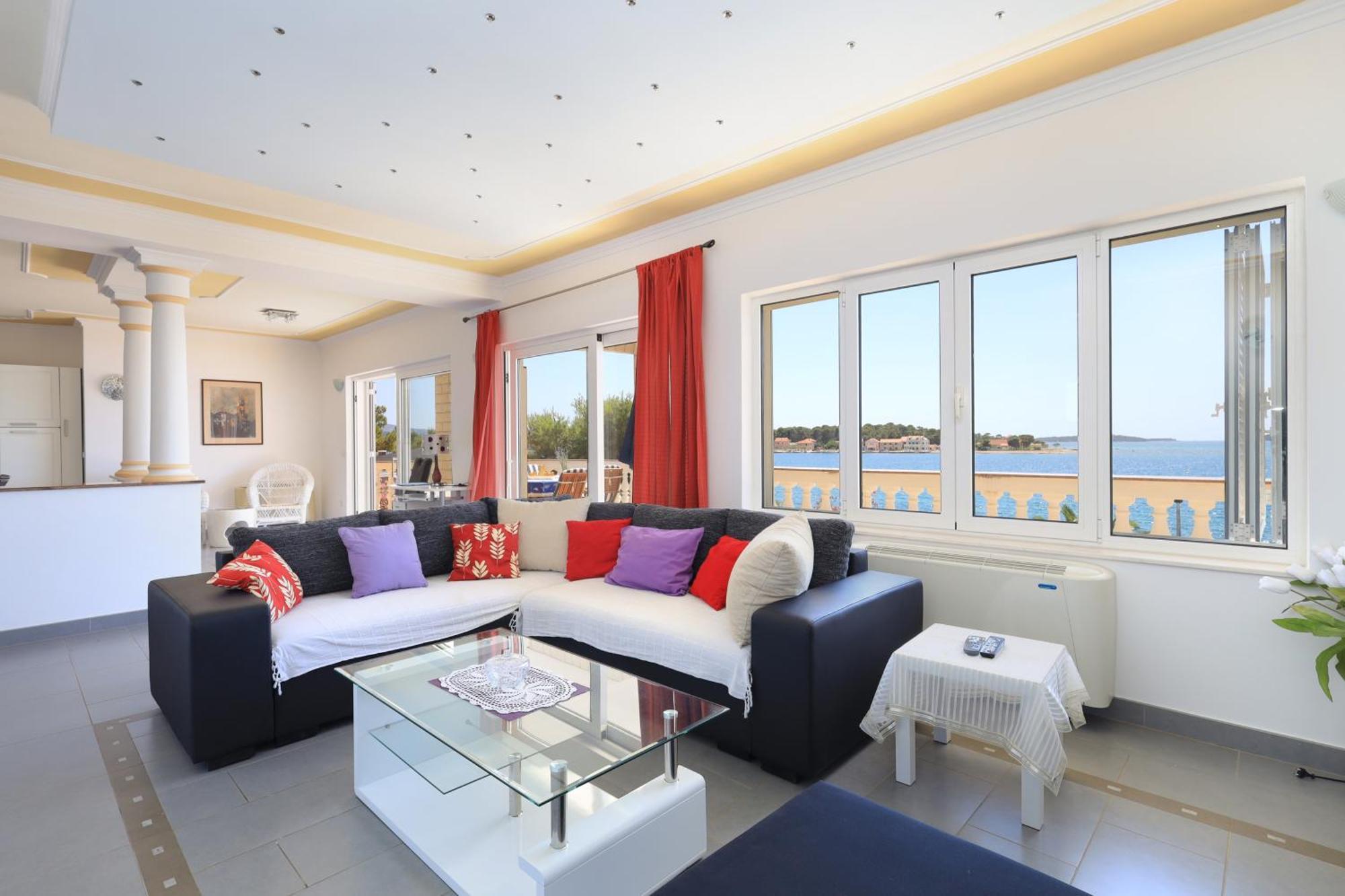Family Friendly Seaside Apartments Brodarica, Sibenik - 15270 חדר תמונה