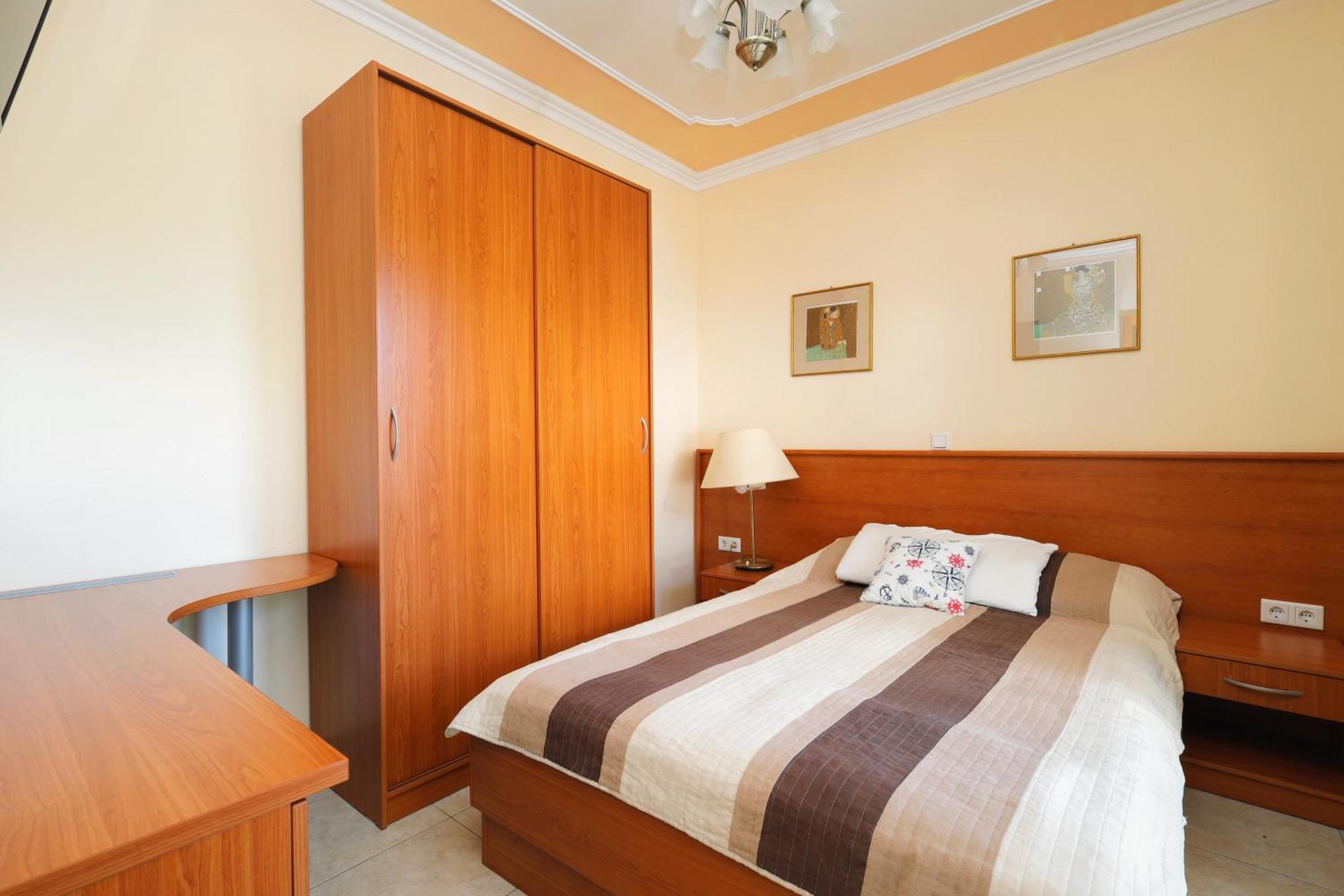 Family Friendly Seaside Apartments Brodarica, Sibenik - 15270 חדר תמונה