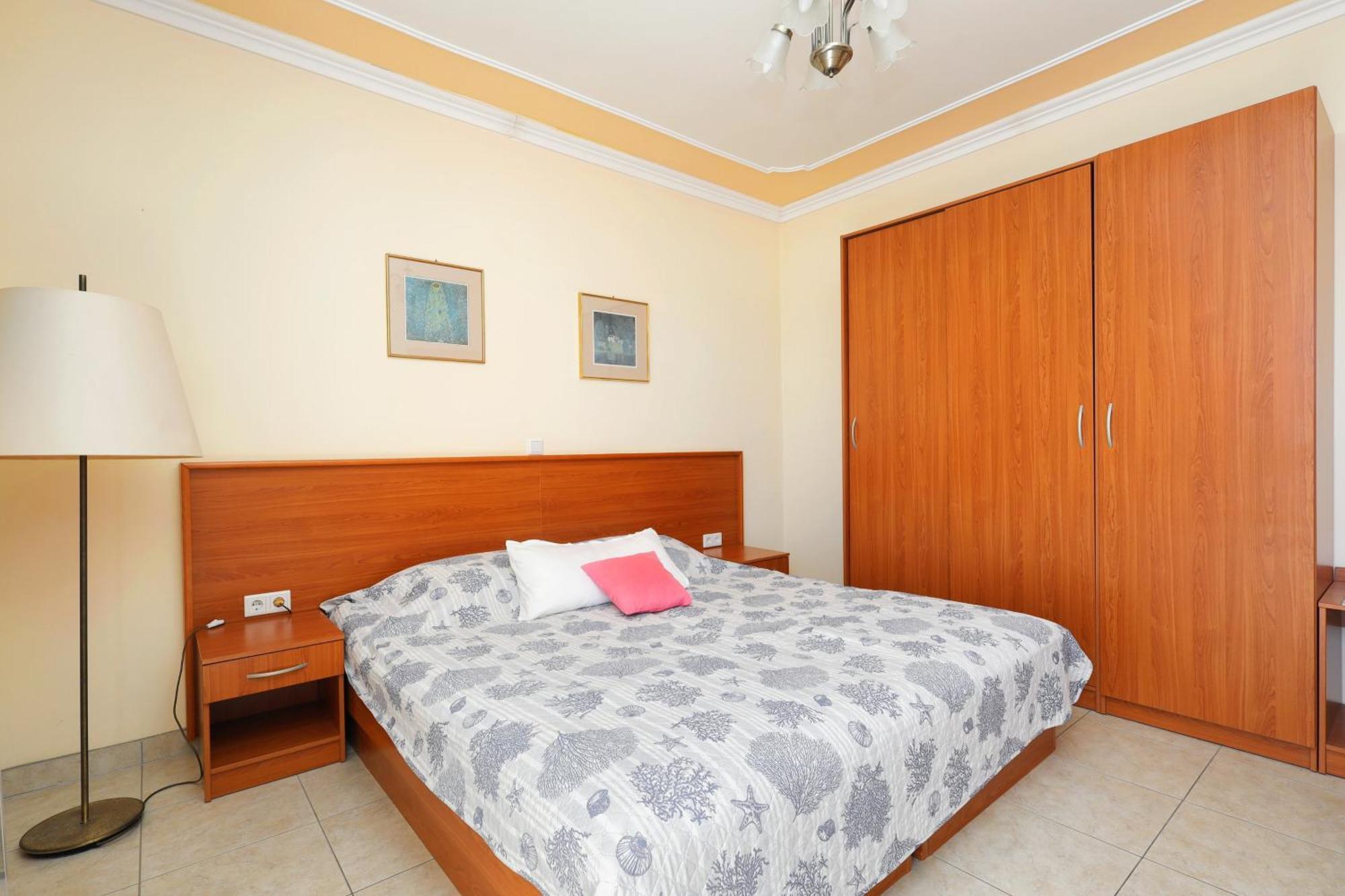 Family Friendly Seaside Apartments Brodarica, Sibenik - 15270 חדר תמונה